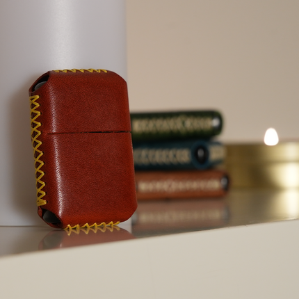Hakiki Deri El Yapımı Kırmızı Deri Kılıflı Zippo Çakmak